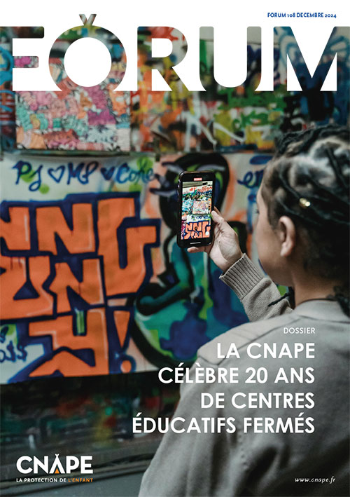 Derniere une du magazine FORUM